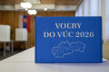 Začali sa spojené samosprávne voľby, miestnosti sú otvorené do 20.00 h