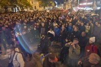 Protest za odvolanie predsedu NR SR Pavla Pašku