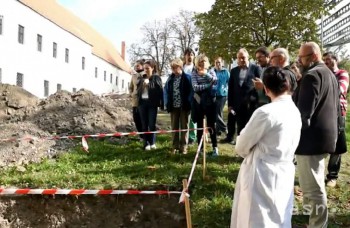 VIDEO: V amfiteátri v Trnave našli pozostatky stredovekých hradieb 