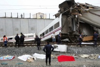 60 obetí vlakového nešťastia v Španielsku