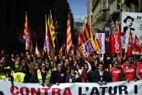 Španielom sa nepáčia vládne úsporné opatrenia