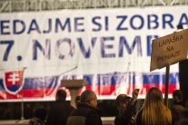 Protest za odvolanie predsedu NR SR Pavla Pašku
