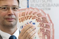 Toto je nová desaťeurová bankovka