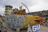 OBRAZOM: Karneval v Riu