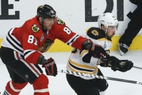 Piaty zápas finále NHL Chicago - Boston