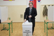 Gyula Bárdos volil prezidenta