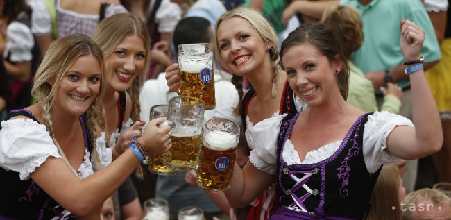 ženy s pivom