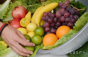 Zdravá desiata obsahuje celozrnné pečivo, syry či ovocie