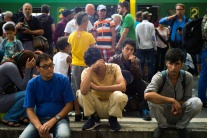 Migranti na Východnej stanici v Budapešti
