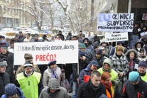 Protest farmárov a potravinárov v Bratislave 