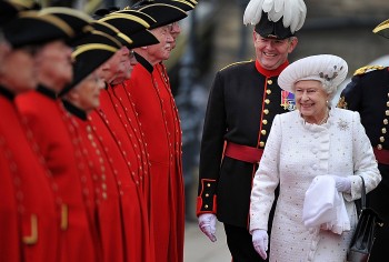 OBRAZOM: Takto si bude svet pamätať kráľovnú Alžbetu II.