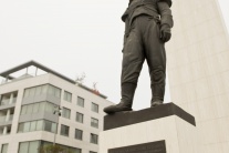 Prezident Andrej Kiska pri pamätníku M.R. Štefánik