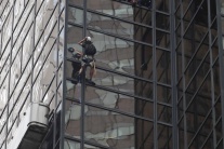 kriminalita polícia lezec mrakodrap Trump Tower US