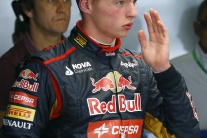 Najmladší pilot v histórii F1 na dráhe