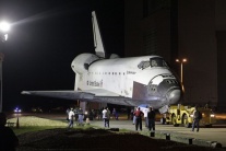 Príprava raketoplánu Endeavour na posledný let