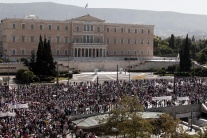Generálny štrajk v Grécku vyústil do násilia 