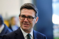 Burnham chce úprimnú diskusiu o obnovení voľného pohybu osôb s EÚ