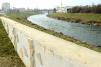 Protipovodňová hrádza na rieke Hornád v Košiciach
