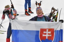 Anastasia Kuzminová, slovenská vlajka, zlato,