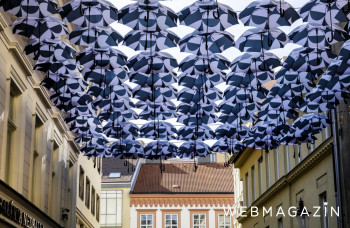 Bratislavskú Nedbalovu ulicu opäť skrášľujú dáždniky