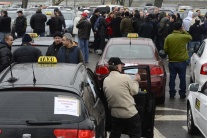 Ulice Bratislavy sú plné taxíkov