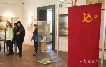 Východoslovenské múzeum ponúka výstavu Storočie propagandy