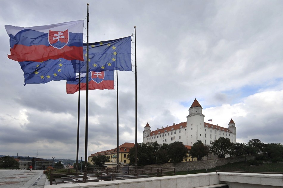 Photo of Slovensko podpíše s USA vyhlásenie o spolupráci v oblasti 5G sietí