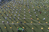 Obyvatelia brazílskeho slamu počas školenia