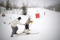 Preteky na drevených lyžiach