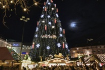 Najvyšší vianočný strom v Nemecku 