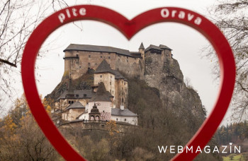 Valentínska prehliadka Oravského hradu bude pri svetle sviečok